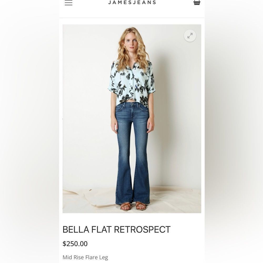 James Jeans Bella flat denim jeans mid rise flare‎ leg, size 26